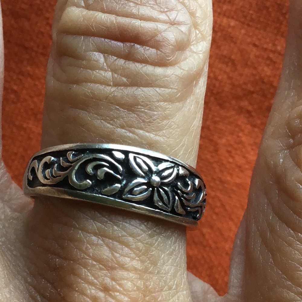 Sterling silver ring